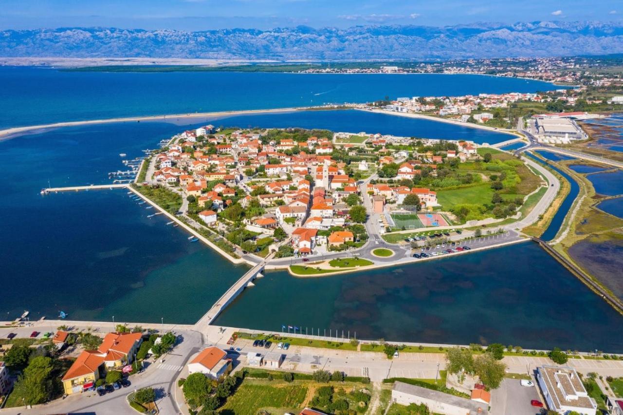 Apartments With A Parking Space Nin, Zadar - 11402 Buitenkant foto